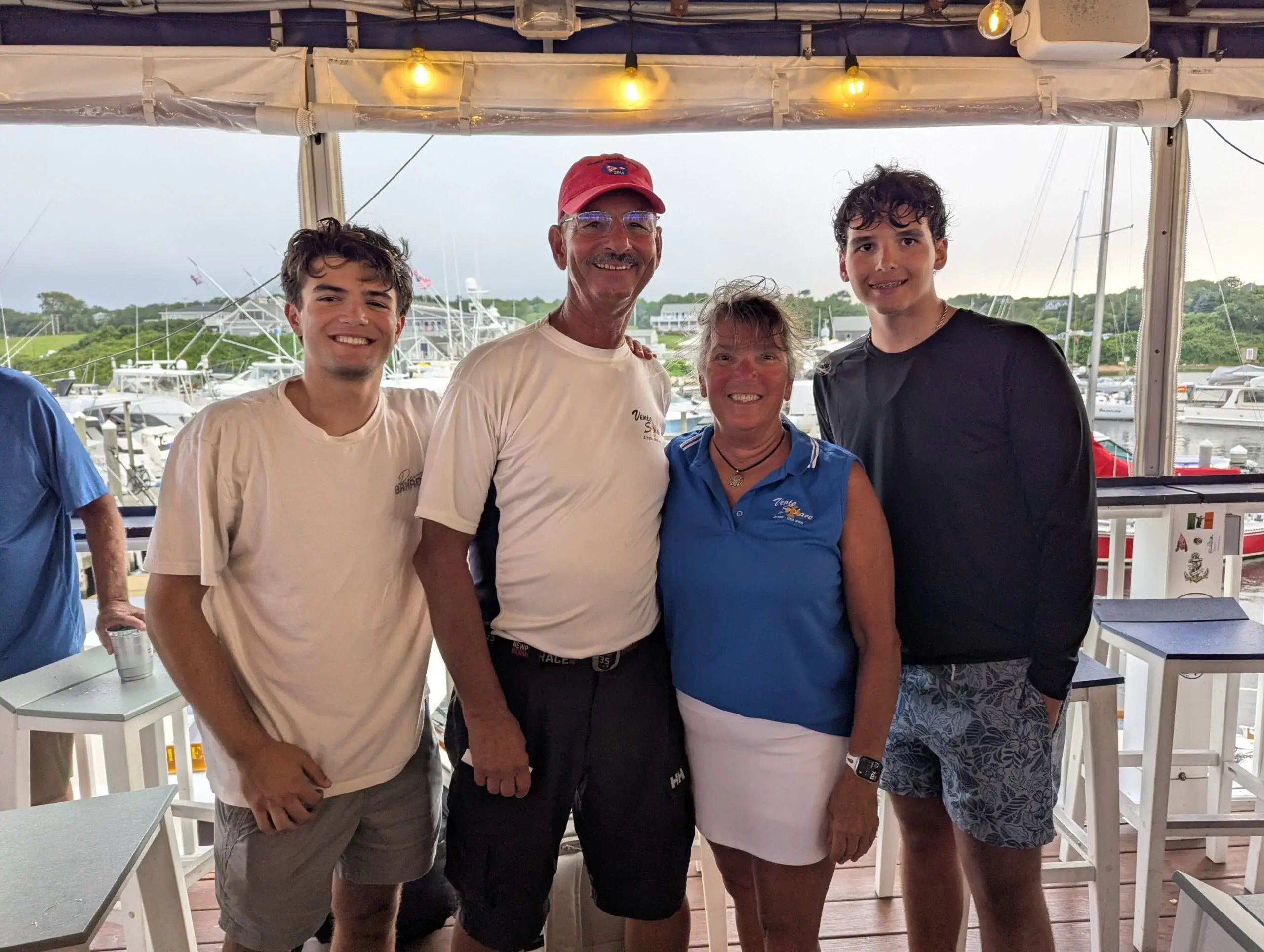 Lukas_Bill_Sue_Kevin-scaled